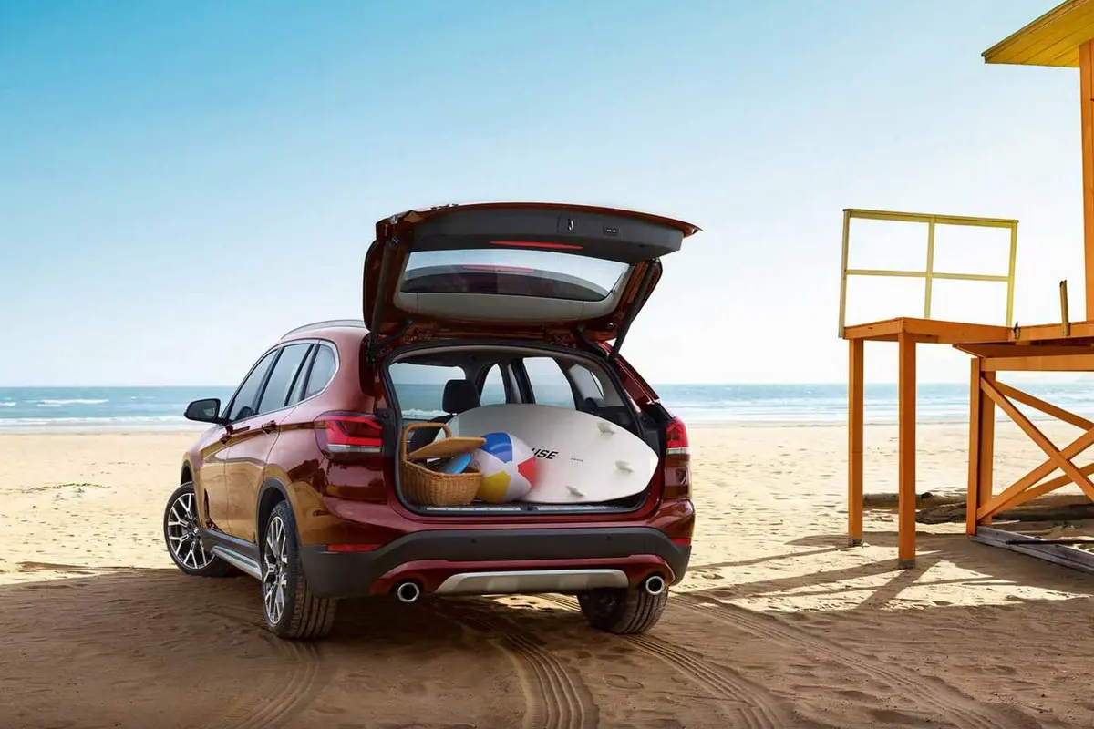 BMW X1 2.0T 204 hp L4 5-Door SUV for Petrol Gas Car Enthusiasts