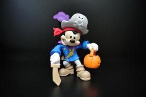 Quality Pirate Style Mickey Mouse Action Figure , Mickey Mouse Figurines Collectibles wholesale
