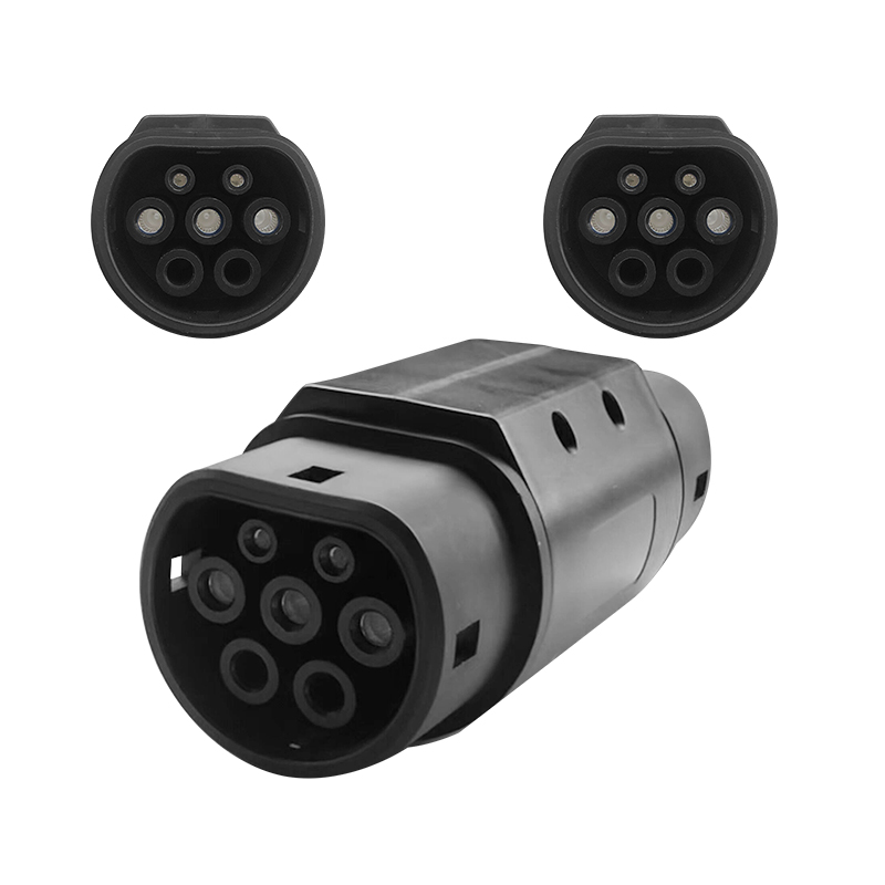 Rated voltage 220V Black NACS Condition 7KW 32A Tesla EV Charging Adapter for Type2 Inlet Electric Vehicles tesla