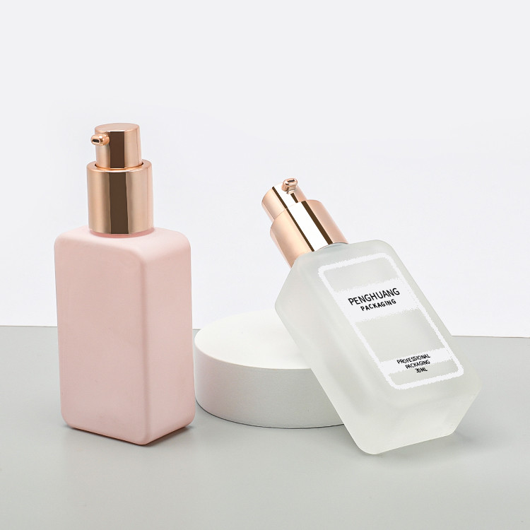 Custom pink 35ml glass foundation bottle wholesale gold lotion pump square skin care packaging glass cosmetic foundation