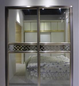 Quality Modern Design Aluminium Frame Glass Door Soundproof Commercial Sliding Doors wholesale