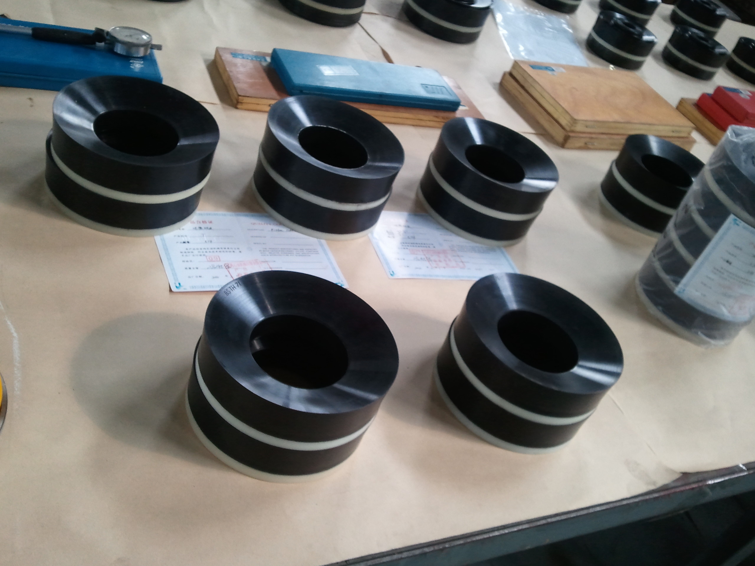 Forging Or Casting Mud Pump Components Seat Valve Assy / Piston F1600 Model