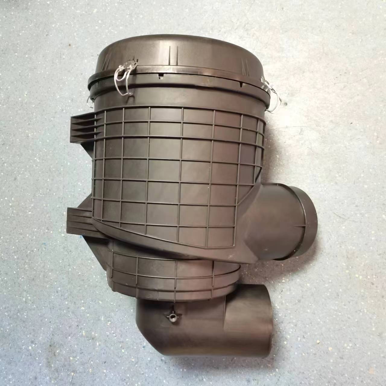 F2000 Dongfeng Heavy Duty Truck Engine Air Filter Assembly Housing AA90189 AF04323 AF04324