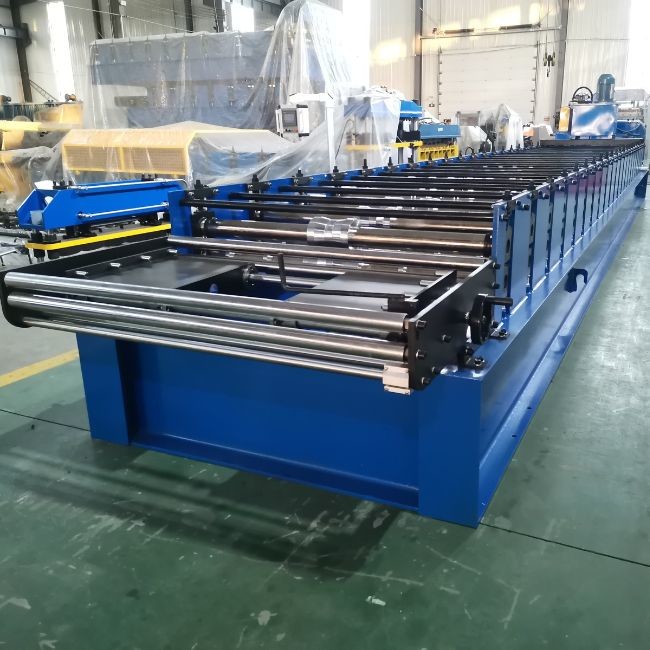 Hydraulic Cutting Metal Sheet Roll Forming Machine PLC Control Trapezoidal Roll Forming Machine