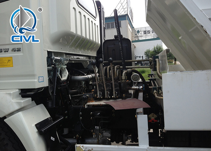 4 x 2 SINOTRUK HOWO Swing Arm Garbage Truck 6CBM/8CBM10CBM /12CBM With Fashion Design
