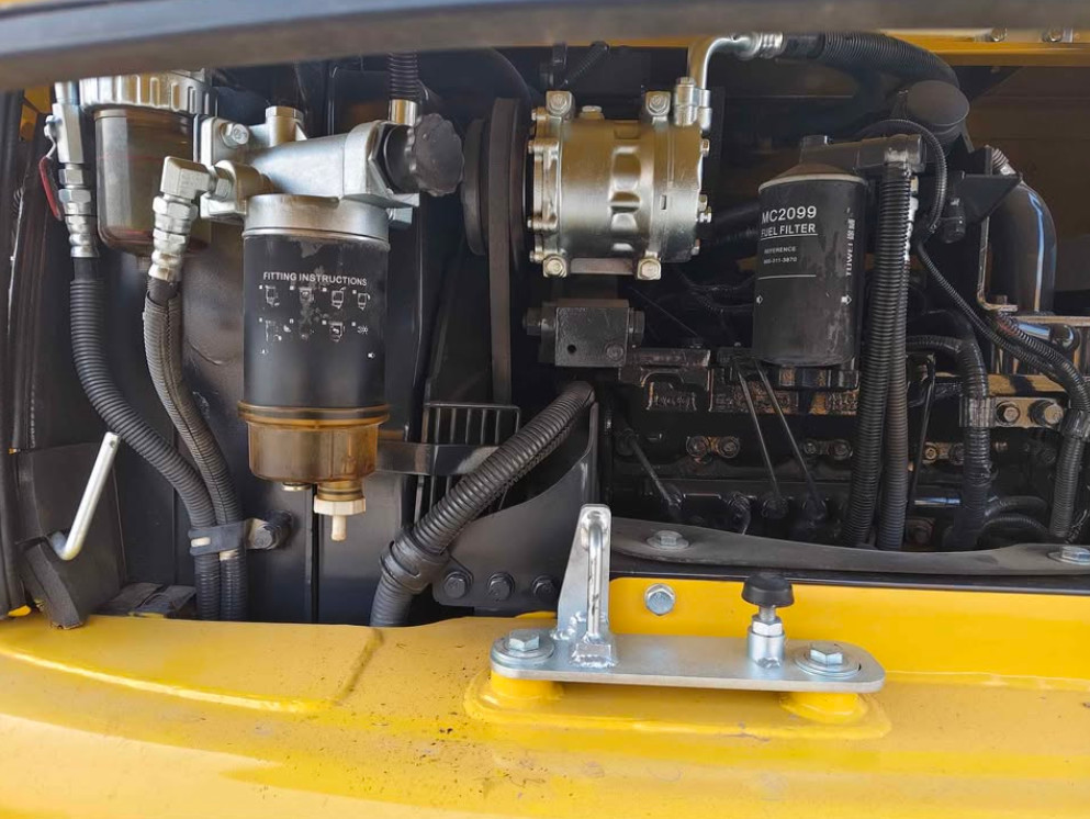 7 Ton Used Komatsu PC70 Excavator 48.5kw Power Second Hand Digger