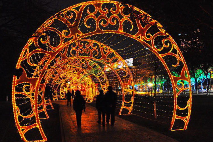 Festival Decoration Hand Crafted Chinese Lantern Lights Outdoor Use