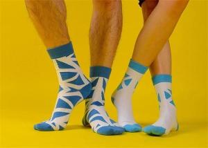Quality Men's sporty dri-fit colorful cozy cotton socks in custoinzed OEM design wholesale