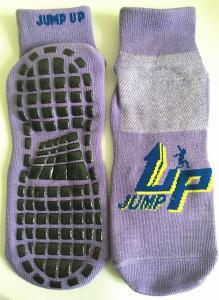 Quality China Supply Bungee Jump Socks 25cm Polyester Anti-skid Non-Slippery Grip Socks Kid Trampoline Socks for Jumping wholesale