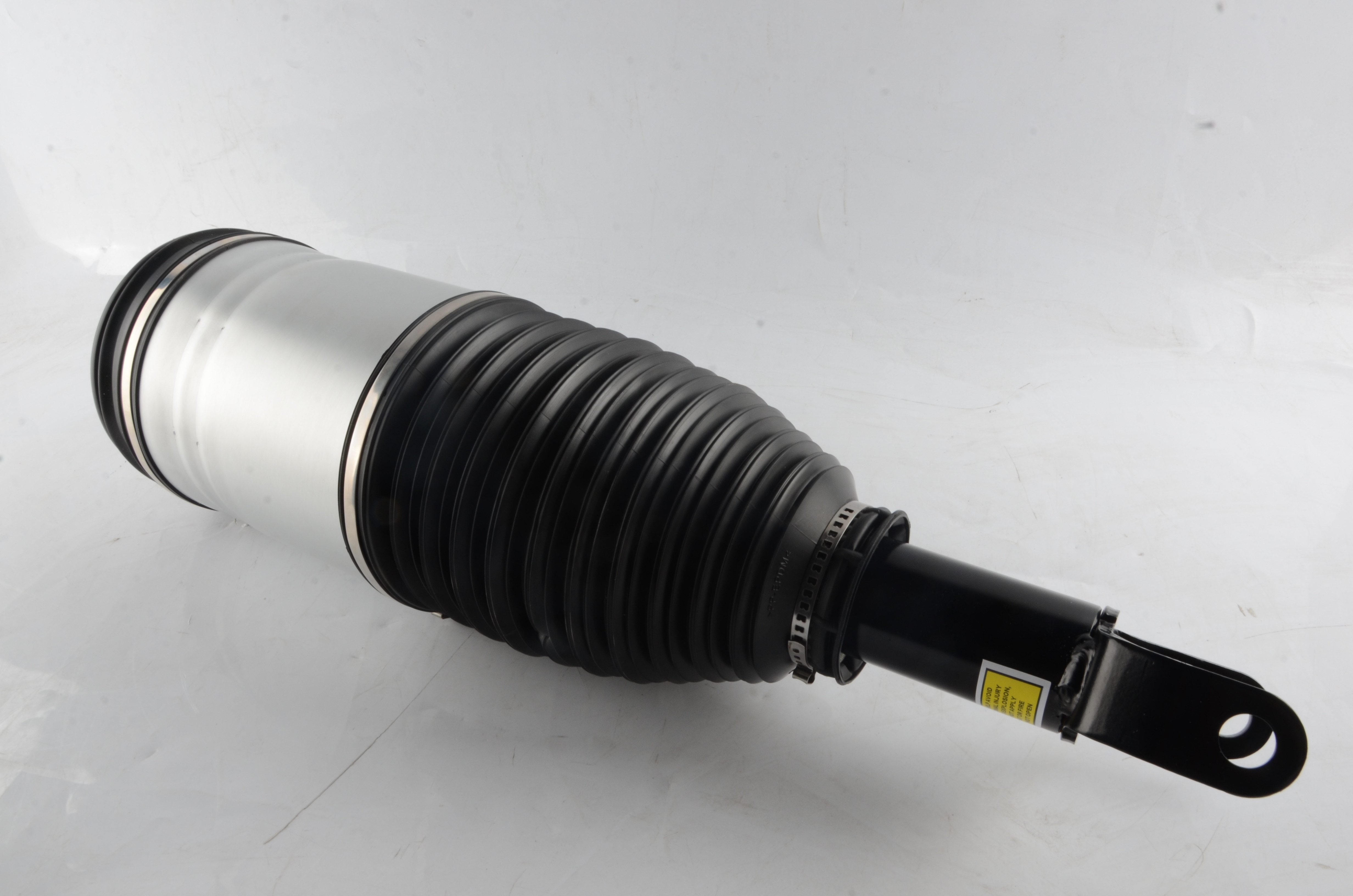 Front Air Suspension Shock Dodge RAM 1500 4877147AF 4877146AF