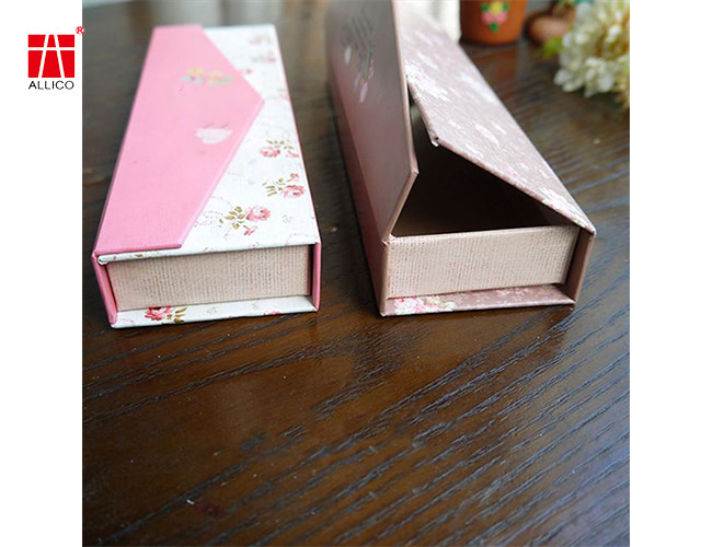Small Custom Size Clamshell Rigid Paper Cardboard Gift Boxes With Magnetic Closure