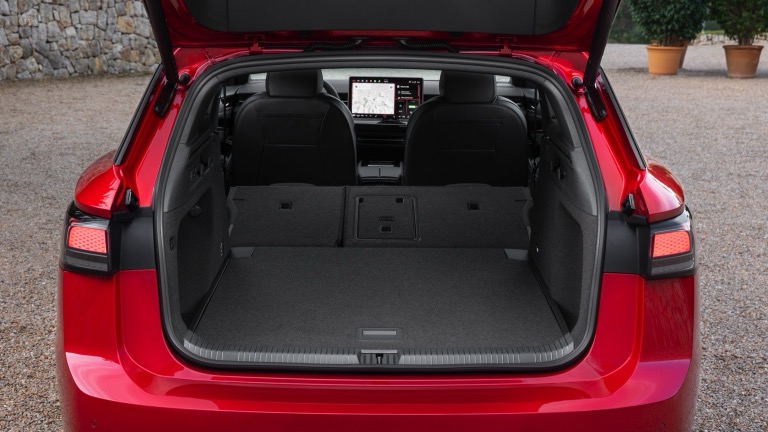 Volkswagen ID 7 Tourer GTX New Engery Vehicle With 91kwh Battery Of 250kw (340P.s) Motorpower 6.0sec Acceleration 0-100km/h