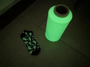 Quality Glow In The Embroidery Dark Yarn Glowing Knitting Yarn Polyester Glowing weaving yarn wholesale