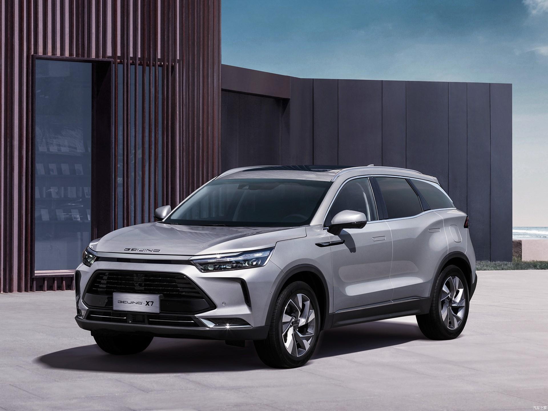 Non-integrated Body X7 Phev LED Electric Light R19 SUV 138 with 5 Seats Lhd Baic Beijing Leather Automatic Gas/Petrol Car