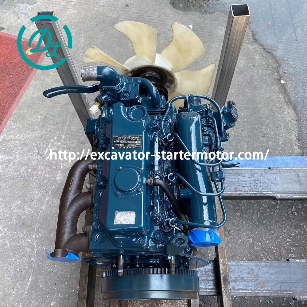 Kubota D1703-M-ES07 Diesel Engine 1J462-2300 20.7KW/2250rpm U35