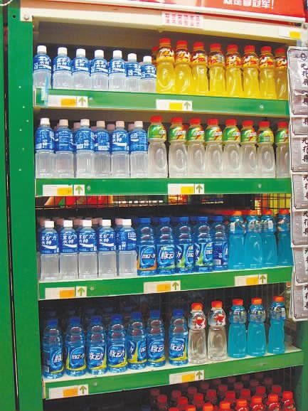 Energy Saving Pure Bottled Water Production Machines With PLC Control / Rotary Filling
