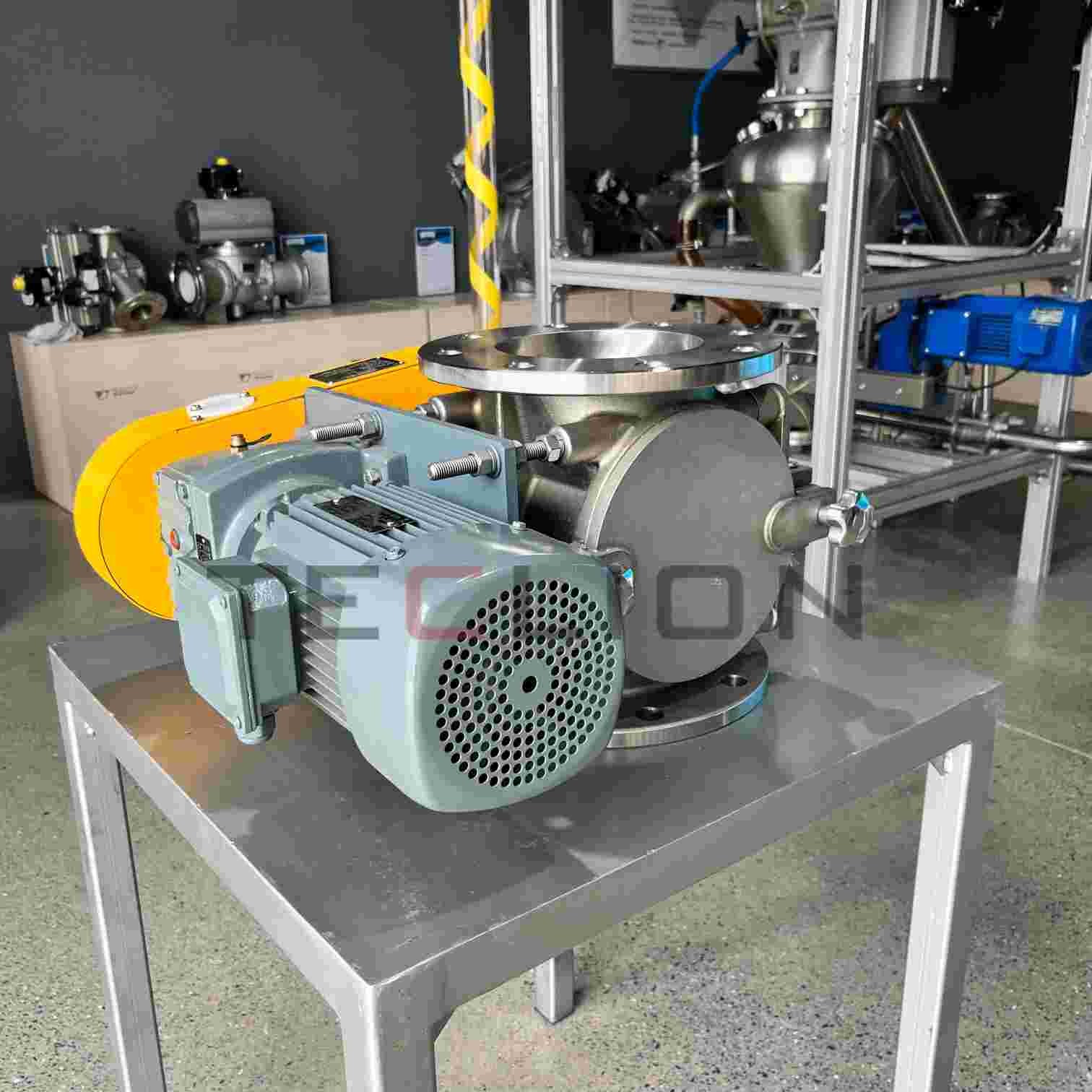Stainless Steel Inlet Rotary Airlock Feeder Valve For Coal Carbon Silicon Powder