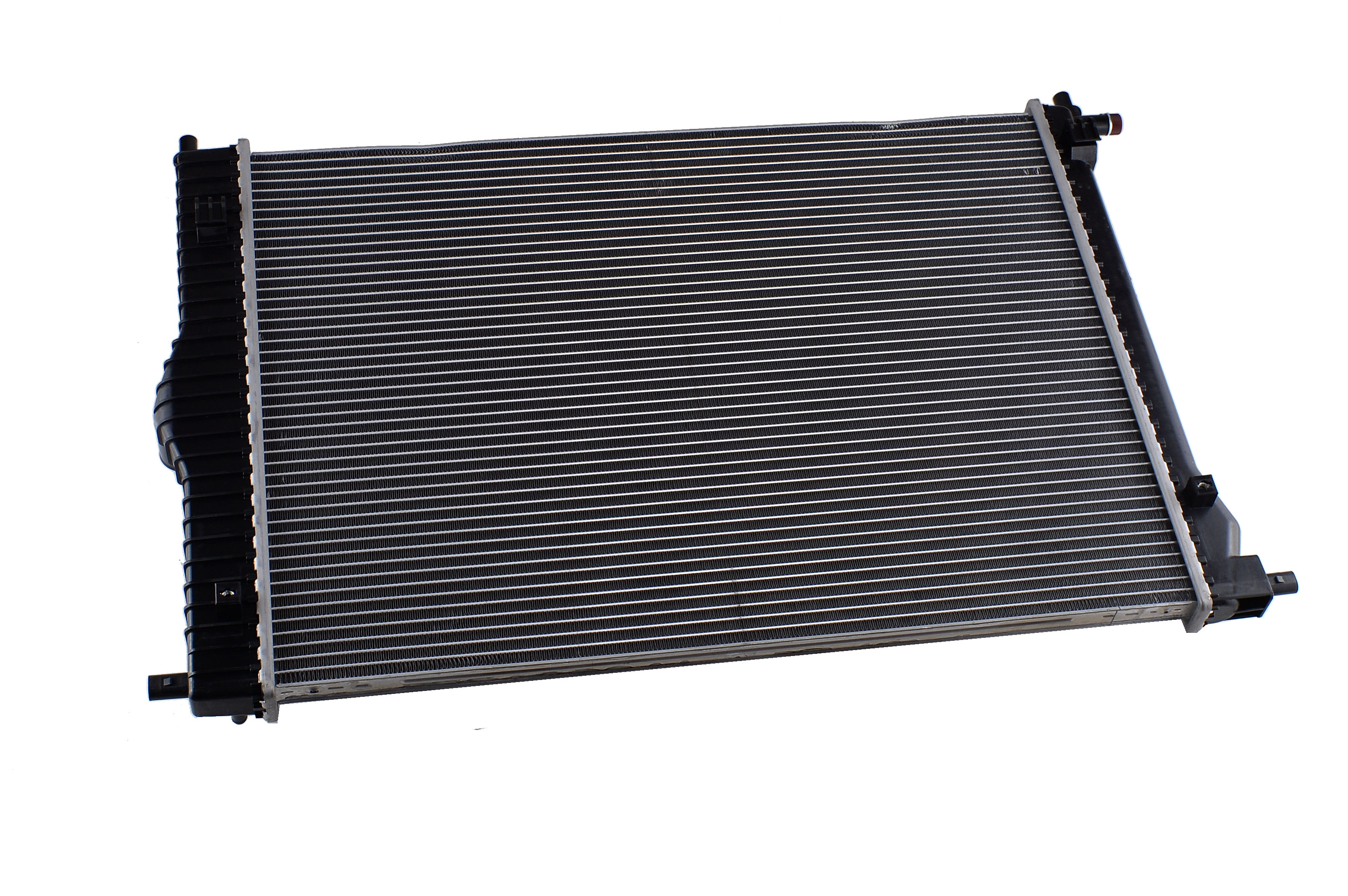 Replace/Repair Purpose Aluminum Radiator Water Tank for Buick GL8s Automatic 9040272