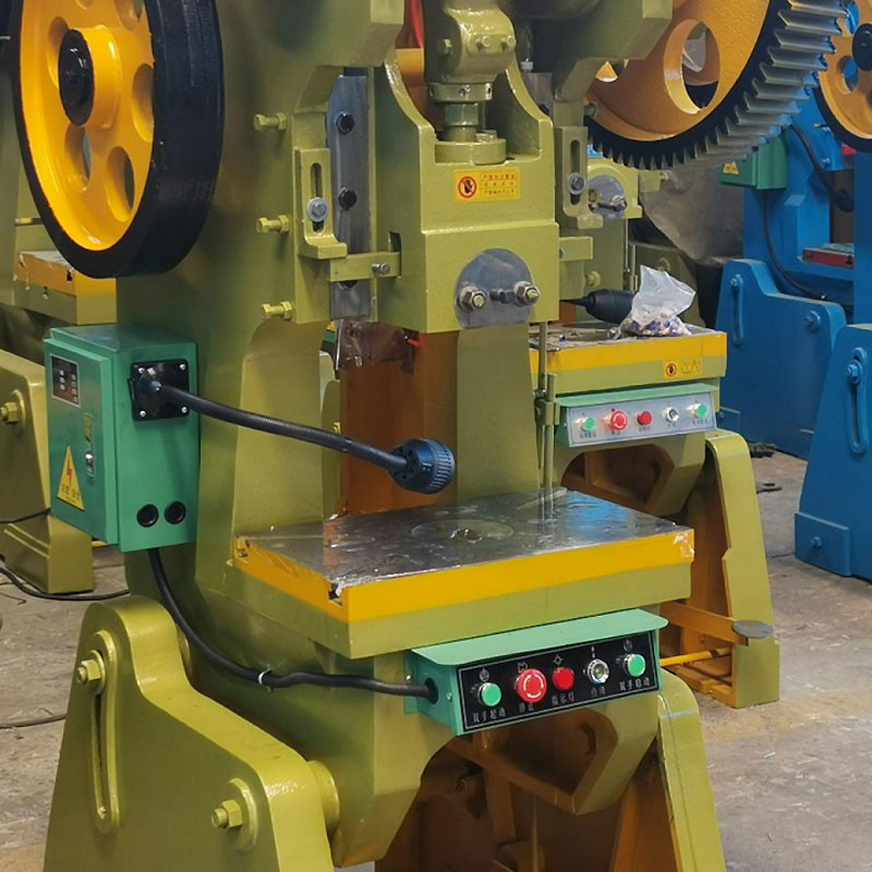 J23 25Ton C Type Power Press Punching Machine 70mm For Hardware