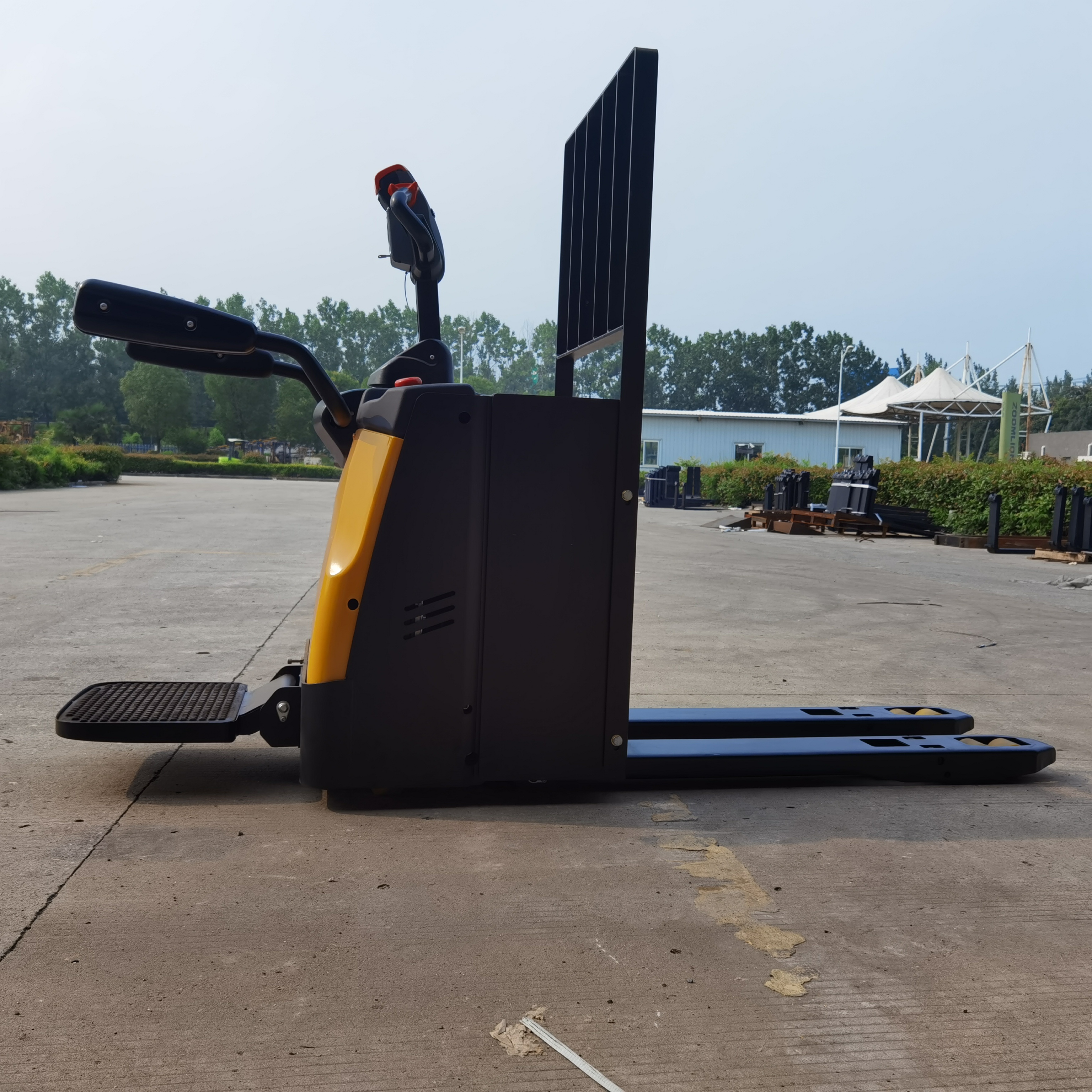 1.8 Ton 2 Ton Electric Walkie Rider Pallet Truck Trolley with Optional Backrest Steering EPS