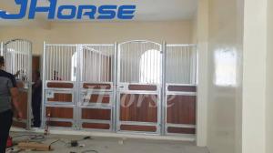 Quality 12ft Steel Portable Horse Box Stalls Prefab Horse Stables Weather Proof wholesale