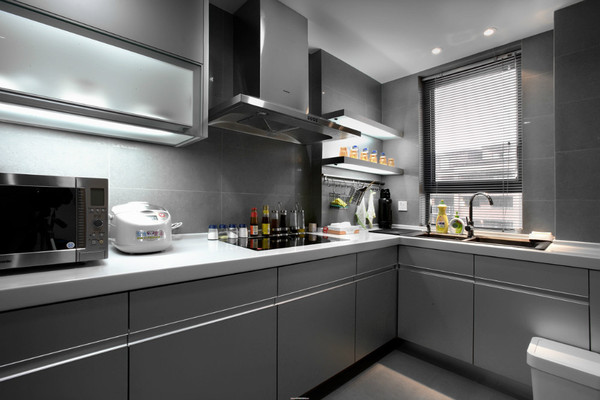 European Style Kitchen Cabinet with Glass Door and Fireproof Wall Shelf Liner Durable