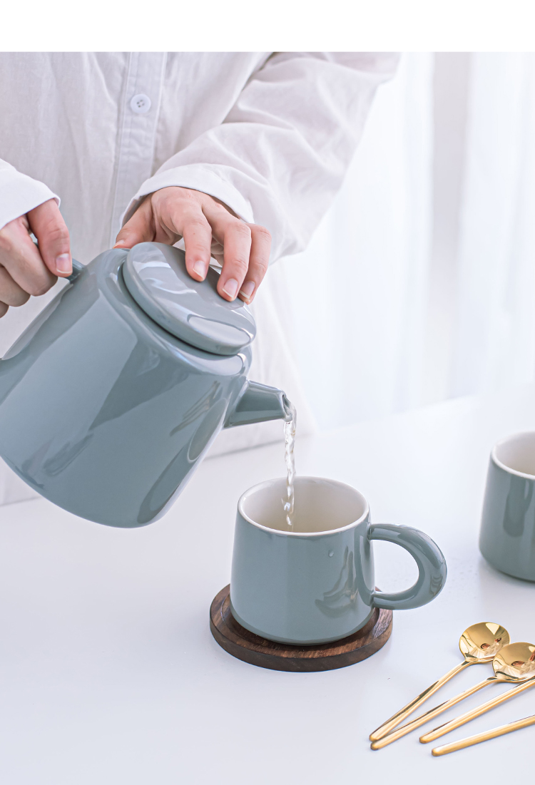 Porcelain Coffee Set With Modern Design Teapot And Cute Tea Mug Cappuccino Latte Cups