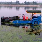 Water Hyacinth Water Weed Harvesting Machine for Water Cleaning
