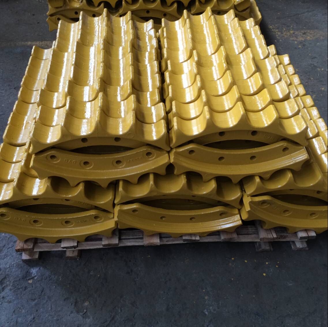 TD25 Bulldozer Segment 1211907H1 Dozer TD25 Drive Sprocket Rim for Machinery Repair Shops