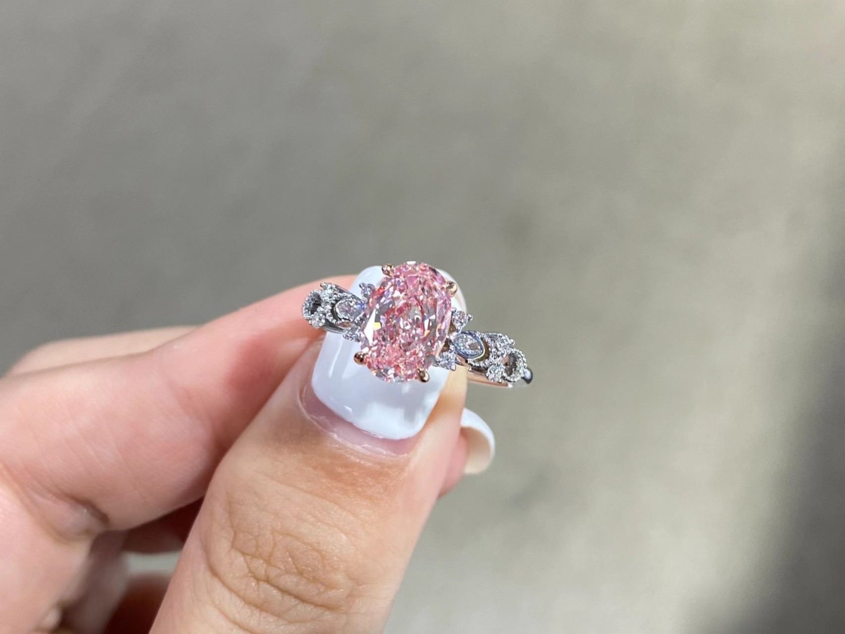 2.2ct IGI Certified Laboratory Grown Pink Oval Synthetic Diamond Classic Style 18 Karat White Gold Ring