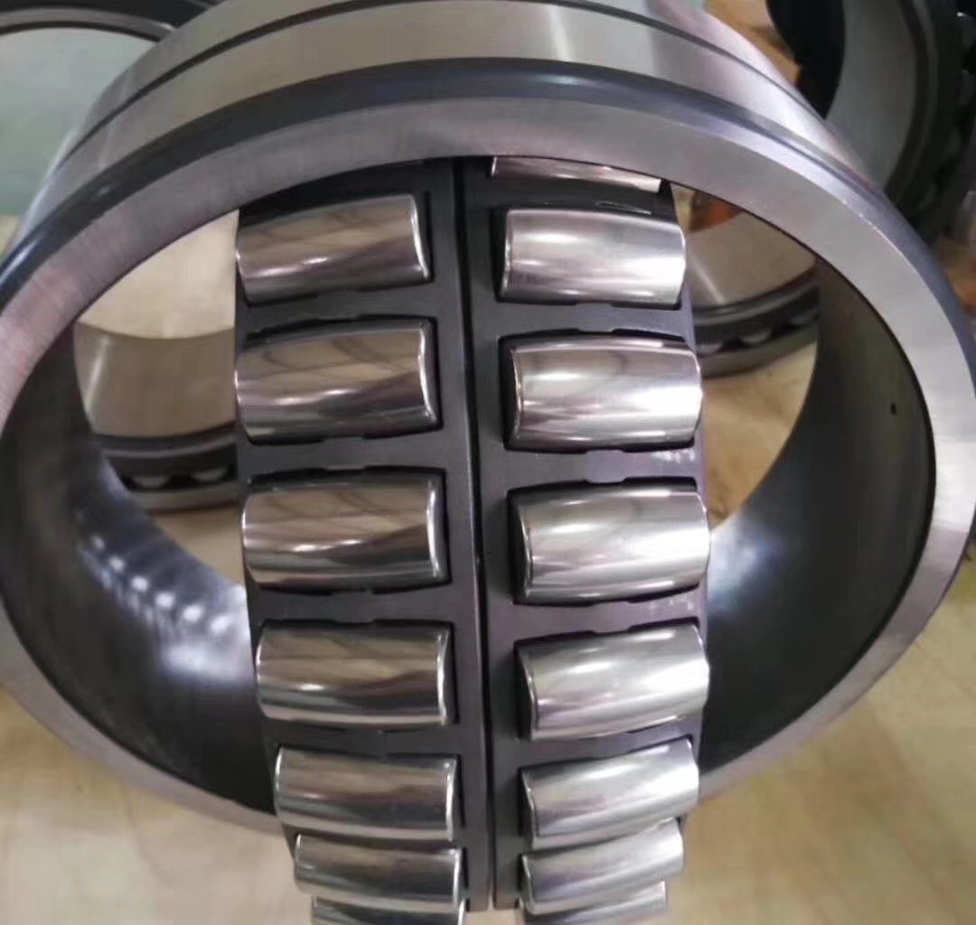 Large Rated Load GCR15 Spherical Roller Bearing 22209C Good Shock Resistance