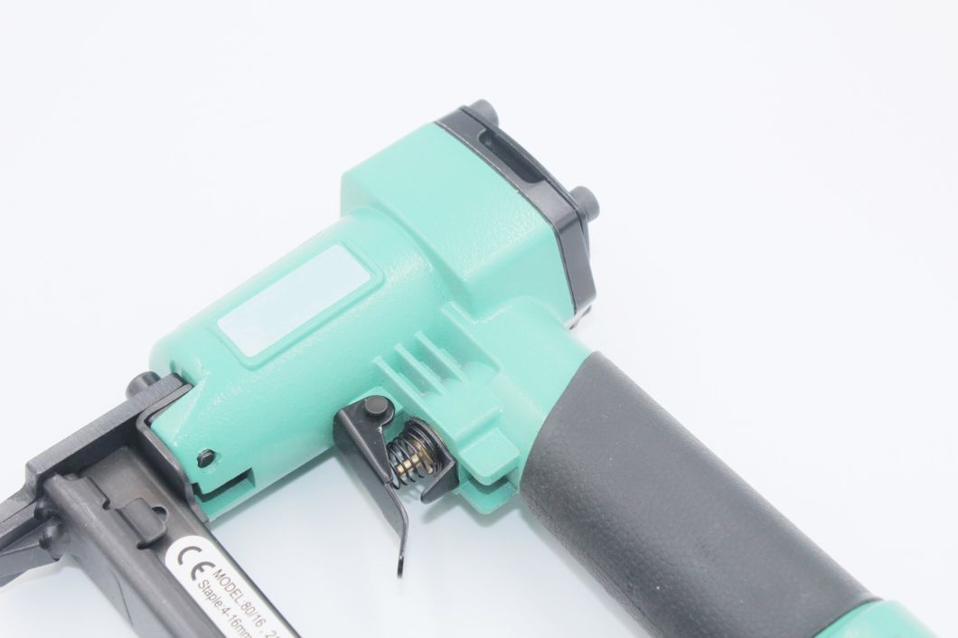 21 Gauge Fine Crown Air Pneumatic Staple Gun (Green) Air Stapler 8016 for Furniture Decoration