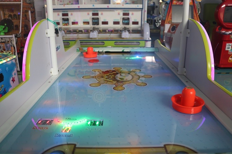 Street Arcade Sports Game Machine Pirate Air Hockey Card System Optional