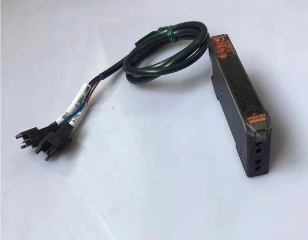 Cheap OMRON E3X-MDA41-17 YAMAHA Orbital Optical Signal Amplifier KHW-M911D-B0 Lightweight for sale
