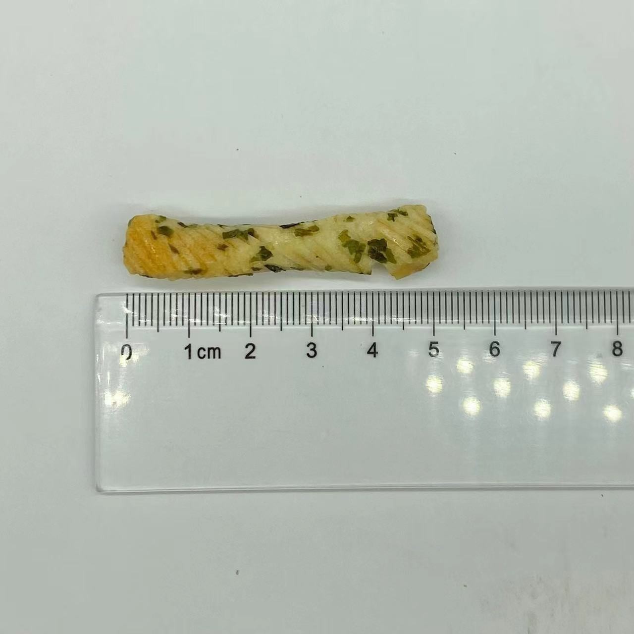 Japanese Thailand Green Seaweed Rice Cracker Snacks Spiral Shaped