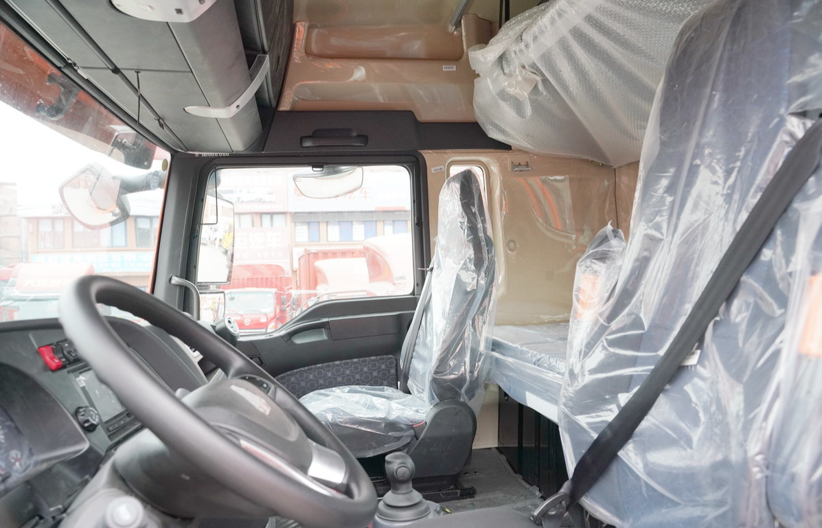 Affordable Used HOWO 6X4 375HP Tractor Truck Head with Comfortable Cabin in Africa