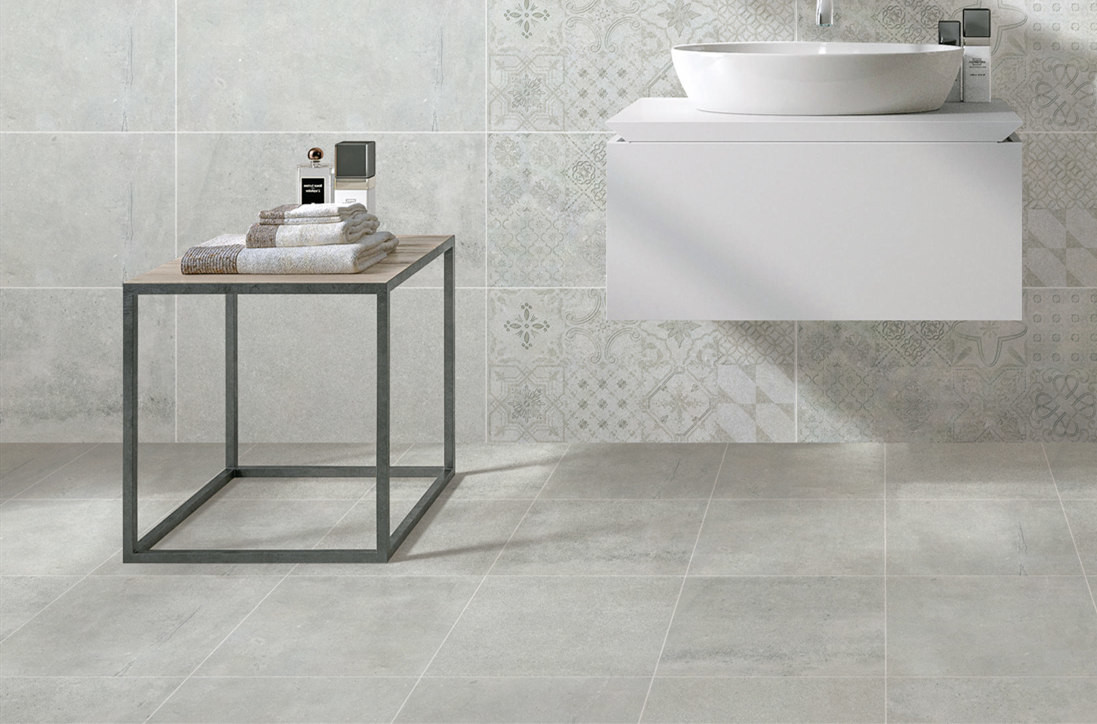 Light Grey Wall Glazed Porcelain Stoneware Tile 400*800mm Size Indoor
