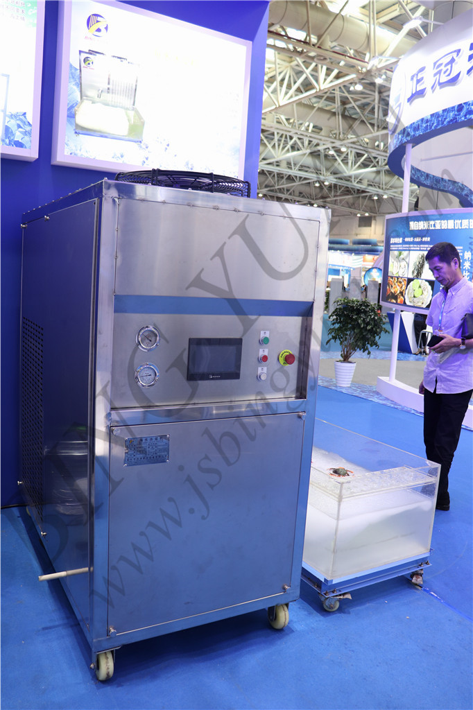 Water Cooling 15T 13.5KW 380V Automatic Ice Maker Machine