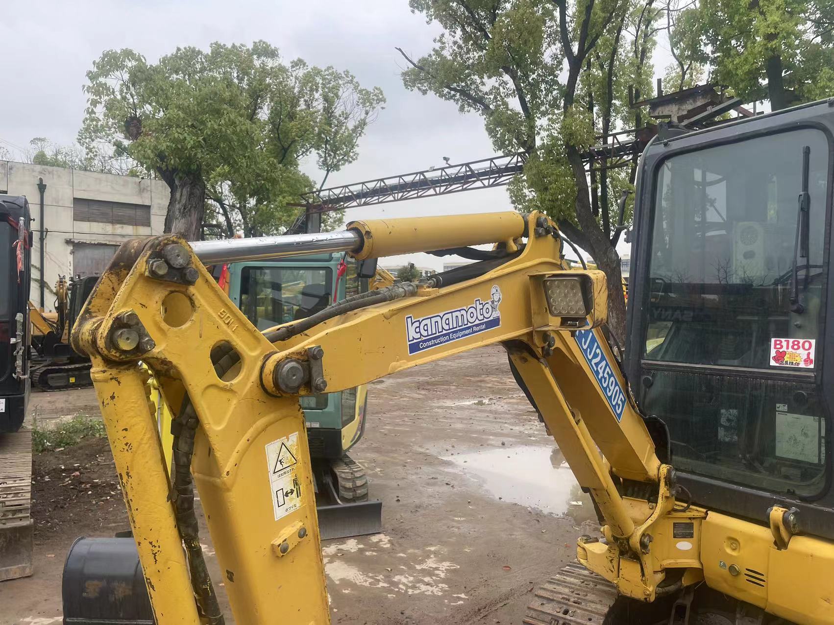 low price in stock excav crawler Komatsu PC20 with cab excavator second handJapan Used Komatsu hydraulic crawler excavator used