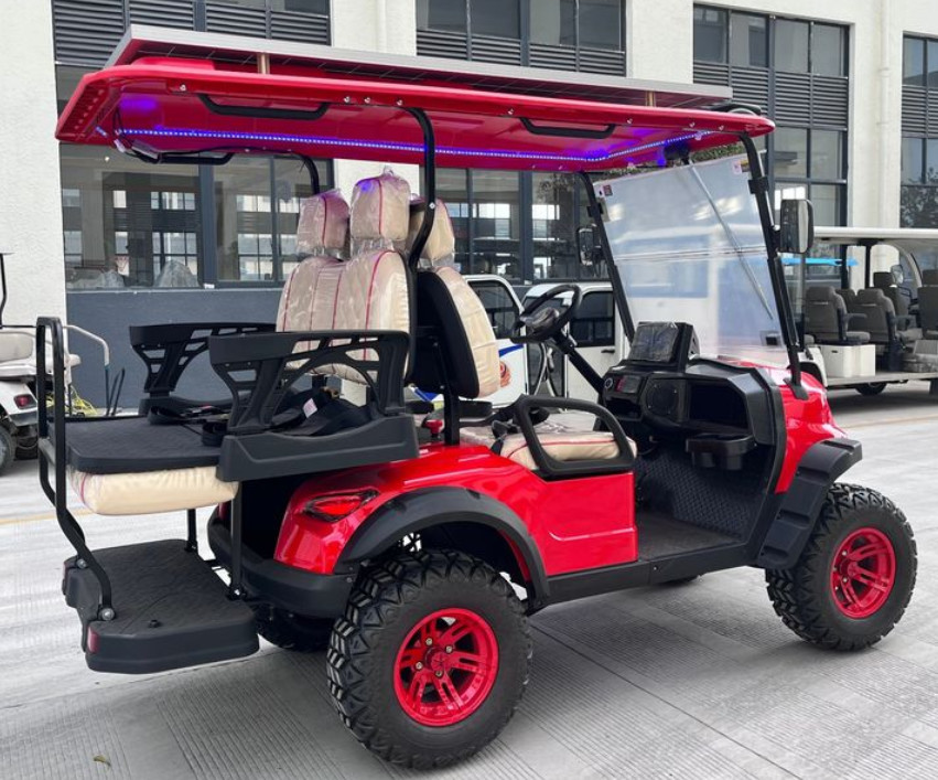 Red Modern 4 Seater Golf Cart for Family Outings and Group Tours Ground clearance 235mm