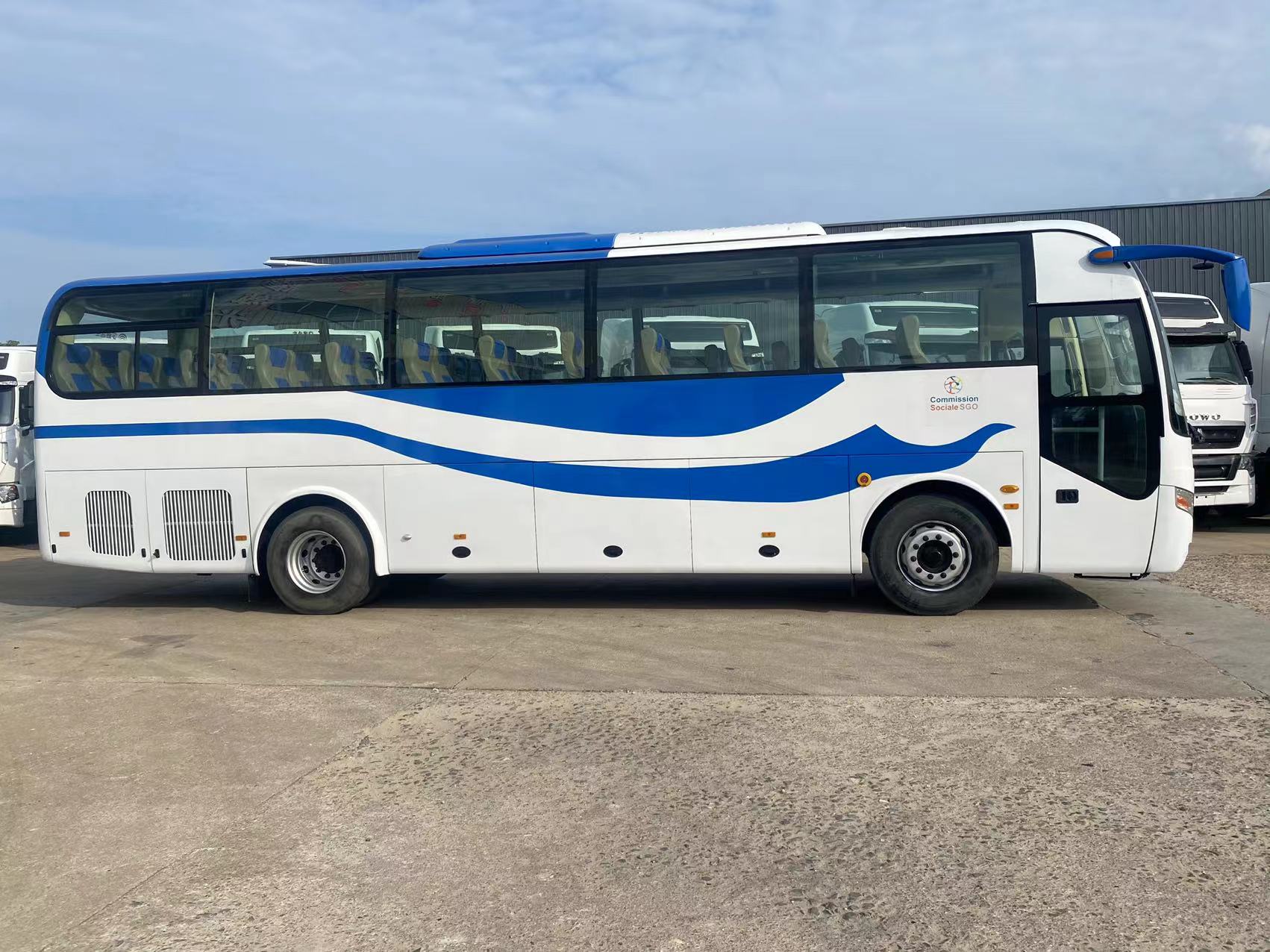 50 Seats ZK6110 Passenger Bus Left/Right Hand Drive 12000mm*2550mm*3720mm