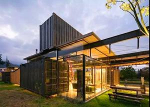 Quality Varies Colors Modern Container House , Vacation Customized 20ft Container House wholesale