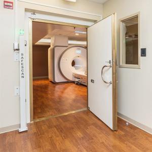 Quality Customized White RF Shielded Mri Room Single Door For Hospital wholesale