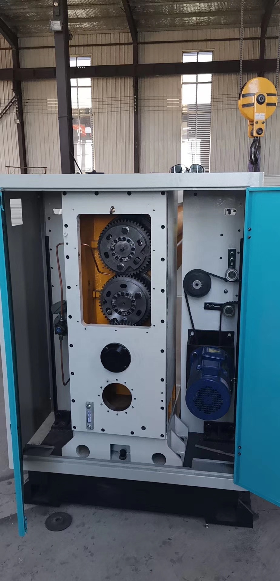 Computer Control Helical Cross Cutter For Multi-Purpose Cutting Machine