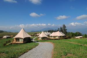 Quality Luxury Membrane Hotel Camping Tent , Exhibitions / Tradeshow Custom Event Tents wholesale