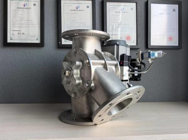 Stainless steel three-way diverter valve for pneumatic conveying of powder or
