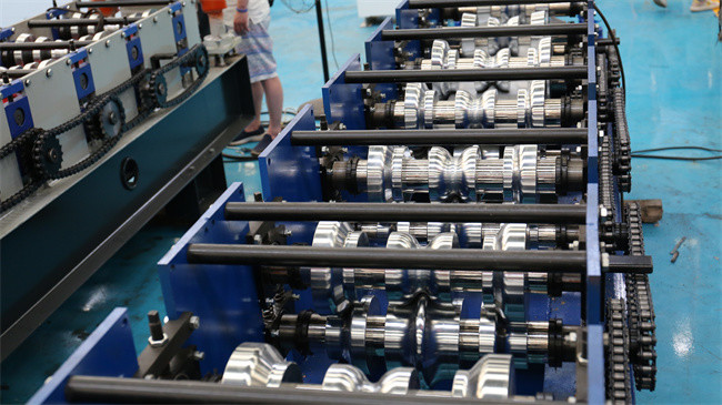 Metal Roofing Sheet Ridge Capping Roll Forming Machine Half Round Ridge Hat Machine