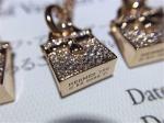 full diamonds of kelly bag necklace 18kt gold with white gold or yellow gold