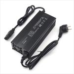 Al Alloy Case Intelligent Lithium Battery Chargers Overheat Protection YM-R15