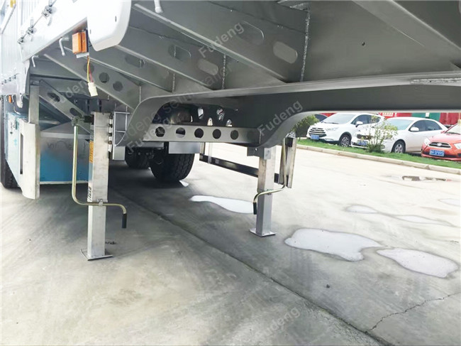 Three Axles Aluminum Livestock Trailers / Stake Bed Trailer With Four Main Beam